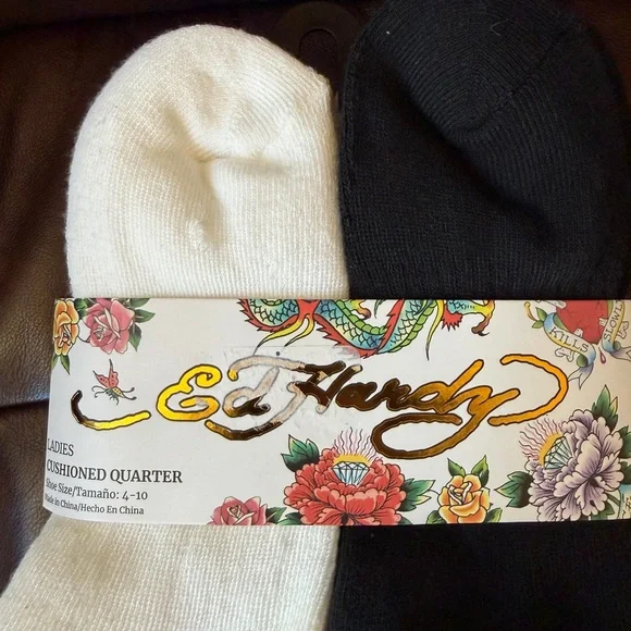 Ed Hardy Black and White Quarter Socks NWT - Picture 2 of 6